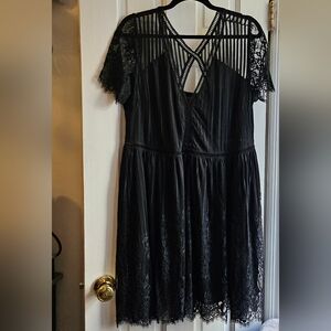 Forever 21 + Black Lace Short Dress Sz 1X NWOT